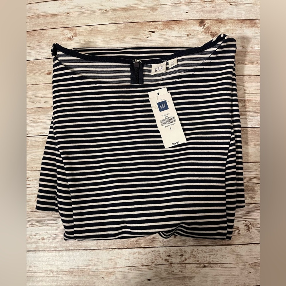 🆕 GAP Women's Striped Fit & Flare Skater Dress with Cap Sleeves 8 - Picture 13 of 16